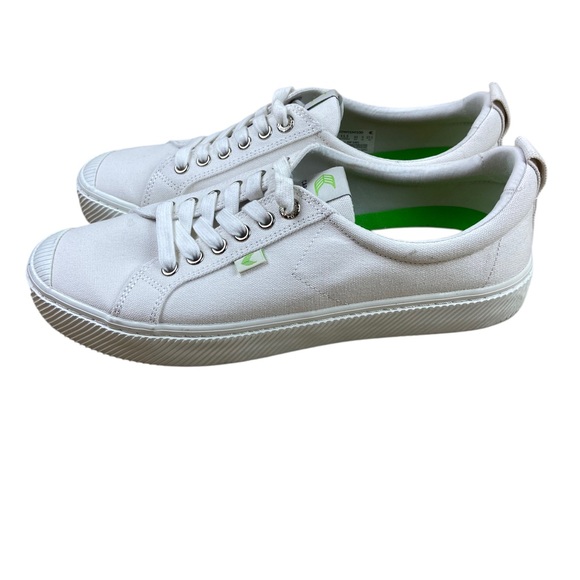 Cariuma Shoes Sneakers Lace Up Low Top White Canvas Men's 10 Women’s  11.5 - Picture 3 of 8
